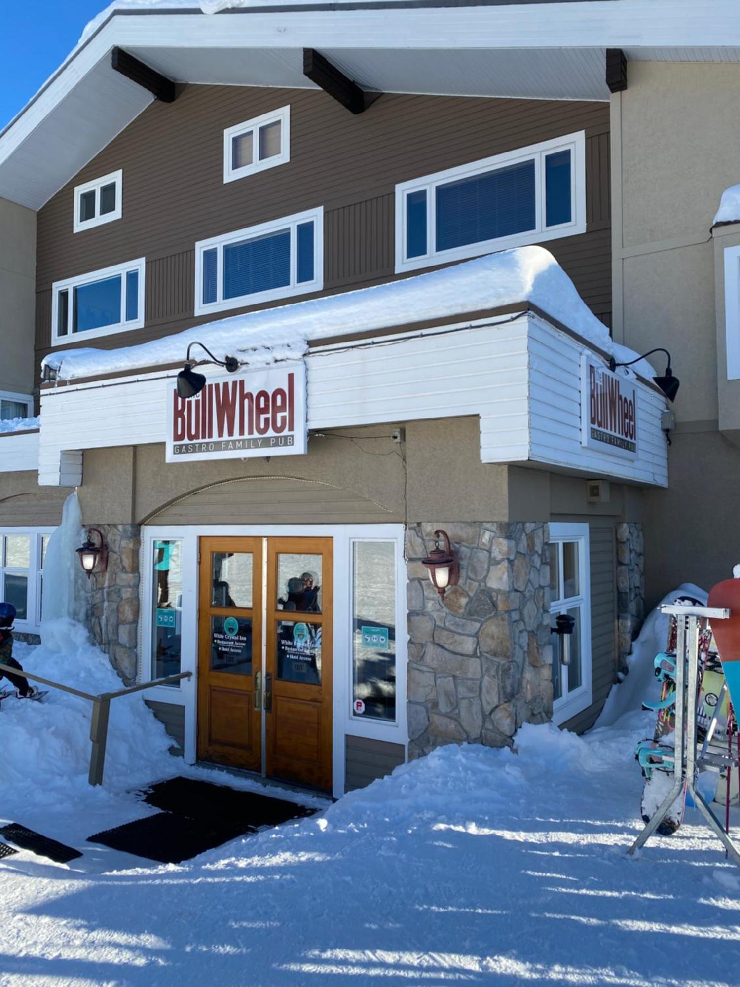3 Bedroom 3 Bath Ski In Ski Out With Private Hot Tub Big White Exterior foto